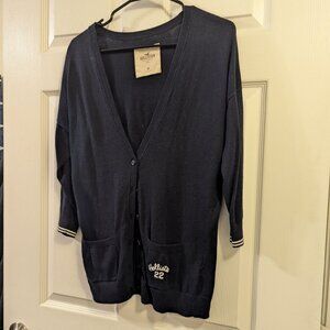 Size Medium - Hollister - Button-Up 3/4th Sleeve Cardigan